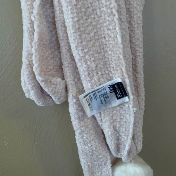 H&M Scarf - Picture 4 of 5